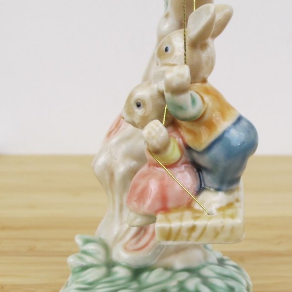 1993 Albert E Price Tales of Bunny Hollow Ceramic Young Bunnies on a Tree Swing - Picture 3 of 9